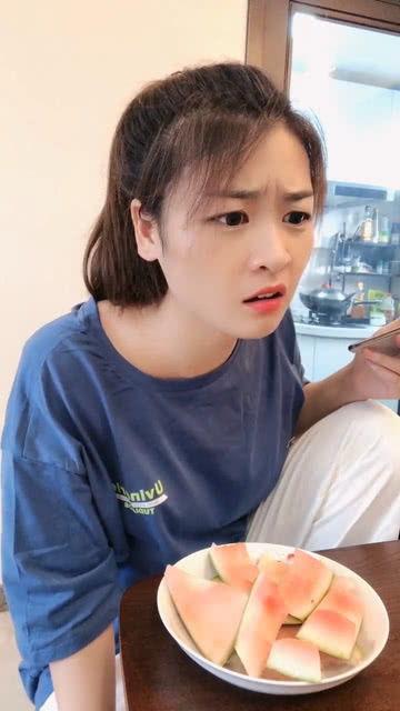 娱乐吃瓜酱咋了,揭秘网络热点背后的真相与趣味